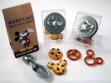 Mini boneco de brinquedo 10. Pote de biscoito e pretzel “Disney Mickey Mouse 50’s cafe” - Imagem 1 de 1
