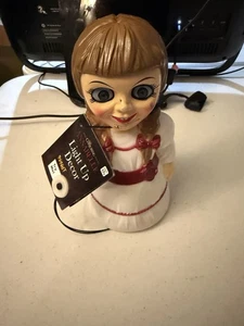 The Conjuring Light Up Annabelle Figure - Brand New w Tags Needs Batteries - Picture 1 of 6