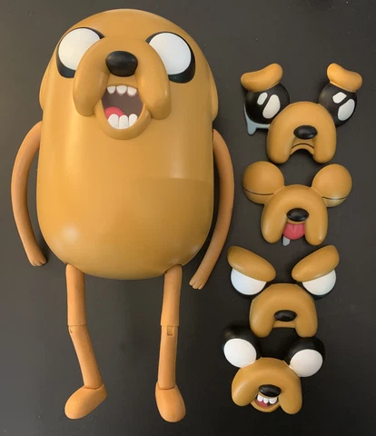 ADVENTURE TIME Deluxe Jake The Dog 10” Figure w/ 5 Interchangeable Faces Cover