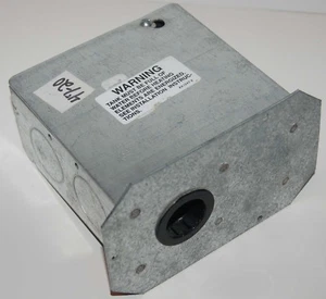 (2) Cajas eléctricas cuadradas de acero Thomas & Betts 72711 4-11/16SQ 2-1/8D - Imagen 1 de 6
