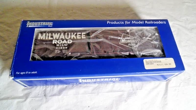 Industrial Rail IDM 1004 Milwaukee Road 0/027 Boxcar -Used  Original Box - Image 1 of 4