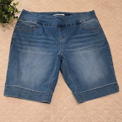 Bermudas elásticas de tiro alto Cato, talla 18W Foto 1 de 4