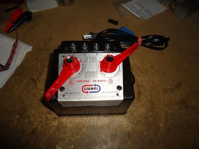 Transformador Lionel 1044 (90W) reacondicionado #1 Foto 1 de 4