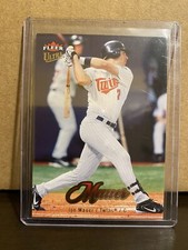 Joe Mauer 2007 Fleer Ultra Card #107 Gold #696/999 Minnesota Twins