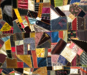 Antikes verrücktes Quilt-Top, 48" x 69". Prev. besessen. - Bild 1 von 6