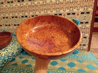 TIGELA DE MADEIRA THUYA BURL TAMANHO GRANDE 13,5" DIÂMETRO 3" Profundidade, Madeira thuya marroquino - Imagem 1 de 4