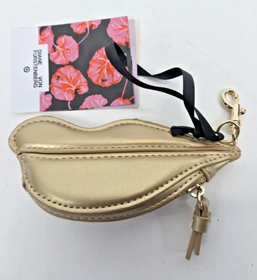 Bolsa de moedas Diane von Furstenberg coração dourado DVF para edição alvo 5" - Imagem 1 de 4