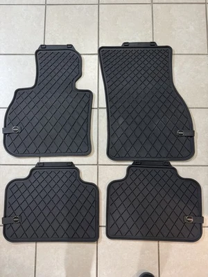 Juego de alfombrillas Mini Cooper negras genuinas 2017-2024 F60 OEM de fábrica para todo tipo de clima  Foto 1 de 4