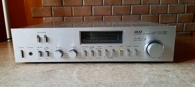 AKAI AM-U55 AMPLIFICATORE INTEGRATO STEREO VINTAGE DA RIPARARE JAPAN - Immagine 1 di 4