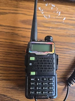 Baofeng UV-5R VHF/UHF Dual Band Two Way Ham Radio - Works Cosmetics Issues - Image 1 of 4