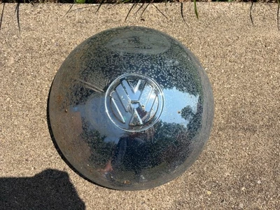 (1) Vintage 1949-1965 Volkswagen Beetle, Type 1 Dog Dish Hubcap, 10-Inch, OEM - Image 1 of 4