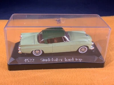 M8-28 SOLIDO #4522 - TAPA DURA STUDEBAKER - FUNDIDO A PRESIÓN ESCALA 1:43 Foto 1 de 4