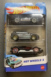 2024 Hot Wheels 3 Pack - Porsche 911 Subaru NEW Sealed Rare - Picture 1 of 2