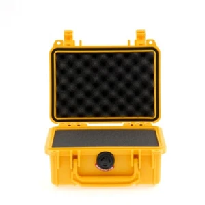 Peli Case 1120 con espuma amarilla maleta para fotos maleta exterior NUEVO - Imagen 1 de 4