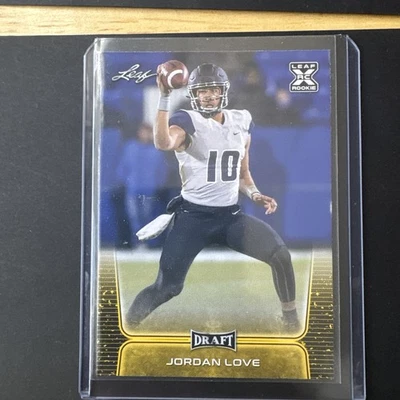 2020 Leaf Draft Gold #11 Jordan Love Rookie RC Utah State Packers  - Image 1 of 2