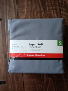 Fitted Sheets (Queen) - Picture 1 of 5