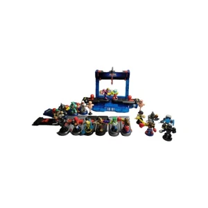 Akedo Ultimate Arcade Warriors Battle Arena con figuras  - Imagen 1 de 3