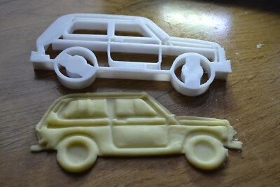 Ähnlich  Lada Niva Ausstecher Cutter Form Ausstechform Auto Knete - Bild 1 von 4