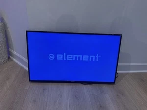 Smart Tv - Picture 1 of 6