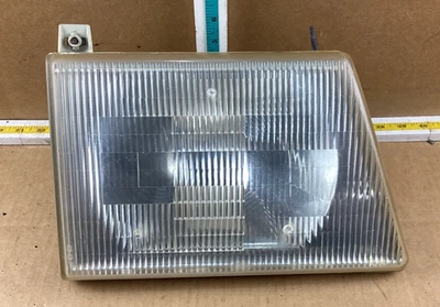 Conjunto de faros de pasajero derecho Ford Van E150 E250 E350 1997-2007 OEM Foto 1 de 4