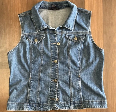 Charter Club Women's Blue Denim Stretch Vest Top Layer By Jean Shop Size Large - Image 1 of 4