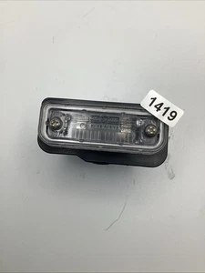 Lámpara de luz de matrícula de maletero trasero Mercedes-Benz E320 2003-2009 A2038200256 OEM - Imagen 1 de 6