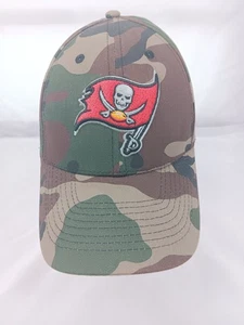  Sombrero Camuflado NFL Tampa Bay Buccaneers Usado Ajustable Fútbol Envío Rápido - Imagen 1 de 8