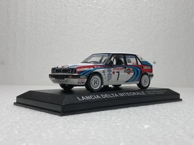 1:43 = LANCIA DELTA INTEGRALE MARTINI (1990) INFO ⬇️ MODELLINO🔝(NO 1:18 - 1:24 - Immagine 1 di 4