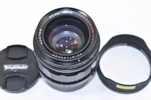 Voigtlander NOKTON 35mm F1.2 ASPHERICAL Leica M mount lens with genuine hood - Picture 1 of 4