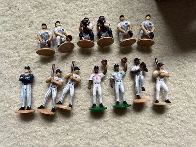 USAopoly -2004- MLB Baseball RIVALRY CHESS 13 Pawns KIng YANKEES RED SOX Knight - Image 1 of 4