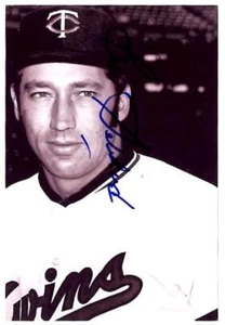 BOB GEBHARD Twins ~ Autographed Photograph ~ FREE SHIPPING - Picture 1 of 1