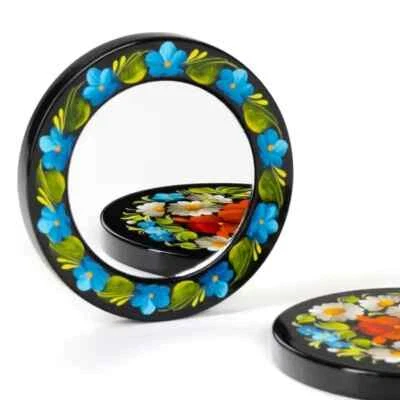 Cosmetic pocket mirror with Petrykivka painting - Image 1 of 4