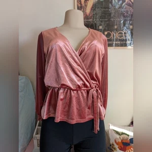 LC Lauren Conrad Elegant Pink Velvet Wrap Top Size XS - Picture 1 of 9