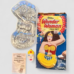 1978 Wilton Wonder Woman Cake Pan Set Face Plate Original Box Complete - Picture 1 of 6