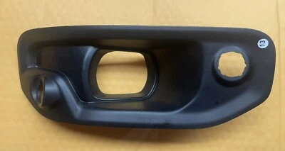 2019-2020 DODGER RAM 1500 RIGHT RH FOG LIGHT PARK SENSOR COVER OEM - Image 1 of 4