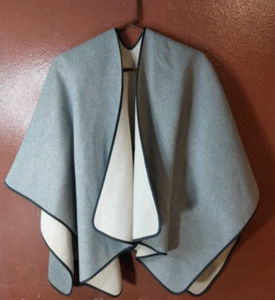 Beryll Womens Shawl Wrap Cashmere/Wool One Size 48"x45" reversible Cape Poncho - Picture 1 of 14