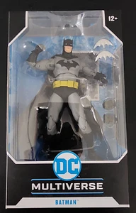 DC Multivers Batman Action Figure Hush Black & Grey Version McFarlane Toys - Picture 1 of 3