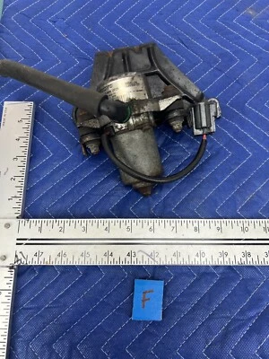 Bomba de vacío de aire de freno secundaria Volvo S60R V70R 2005-2007 30645454 OEM #1250EM Foto 1 de 4