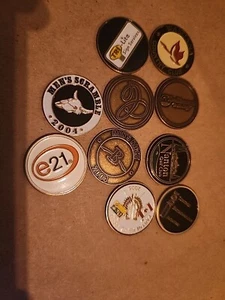 Assorted Golf Ball Marker Lot Of 10. (6) - Bild 1 von 1