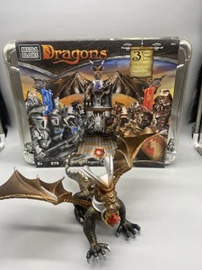 Set scacchi MEGA BLOKS Dragons Challenge # 9897 in pensione con latta da collezione - Foto 1 di 12