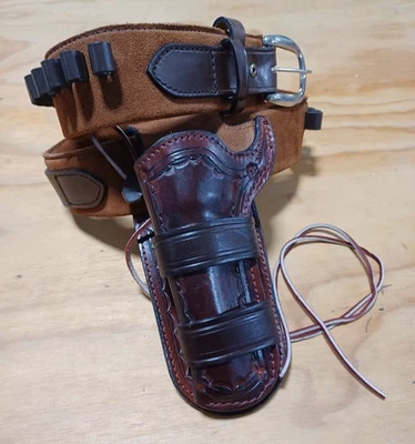 Western Leather Holster Revolver/Ammo Belt 45 Cal Brown Hand Made Laredo TX Left - Image 1 of 4