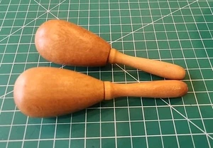 Lot of 2 Vintage Wood Darning Eggs Sock Darners Mending Sewing Tool - gw7 - Picture 1 of 6