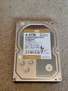 Disco rigido WD Gold 4 TB classe Enterprise - 7200 RPM WD4002FYYZ 6Gb/s 128MB - Foto 1 di 13