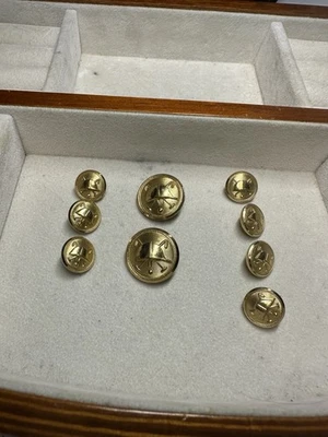 POLO RALPH LAUREN BLAZER REPLACEMENT BUTTONS VINTAGE GOLD TONE HELMET WATERBURY - Image 1 of 4