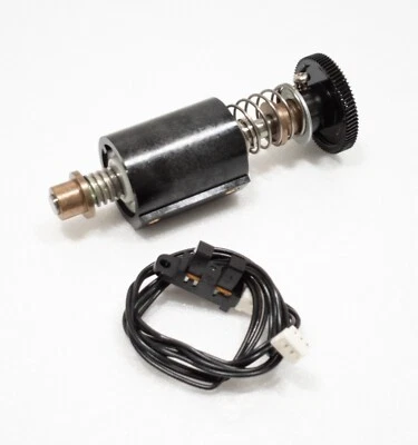 Nikon Coolscan 9000 запасная часть - ФОКУС ЧЕРВЯЧНЫЙ ПРИВОД механизм и ДВИГАТЕЛЬ - Изображение 1 из 3