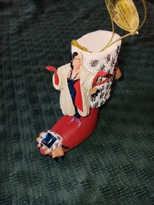 Disney Bradford Exchange VILLAINS “CRUELLA De Ville” shoe Ornament NWT - Picture 1 of 4
