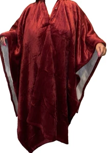Red Velvet Poncho Blanket Soft Fleece Lined V Neck Pockets One Size New - Picture 1 of 11