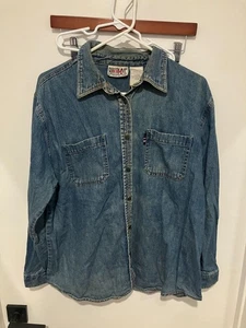 Bill Blass Jeans Women's Vintage Denim Heavyweight Shirt, Blue, Large - Picture 1 of 3