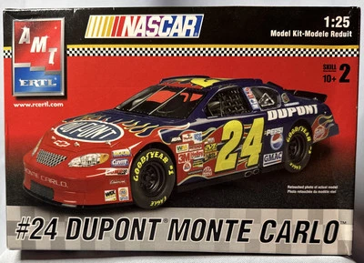 Jeff Gordon #24 Monte Carlo 1:25 Scale 2003 AMT Model Kit #38069-1HD New - Image 1 of 4