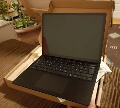 Microsoft Surface Laptop 3 -16GB RAM -512GB SSD -Core i5-1035G7 (10.Gen), 13,5" - Bild 1 von 4